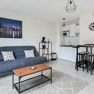 Chez Antoine Cosy 2 People Part Dieu Appartement